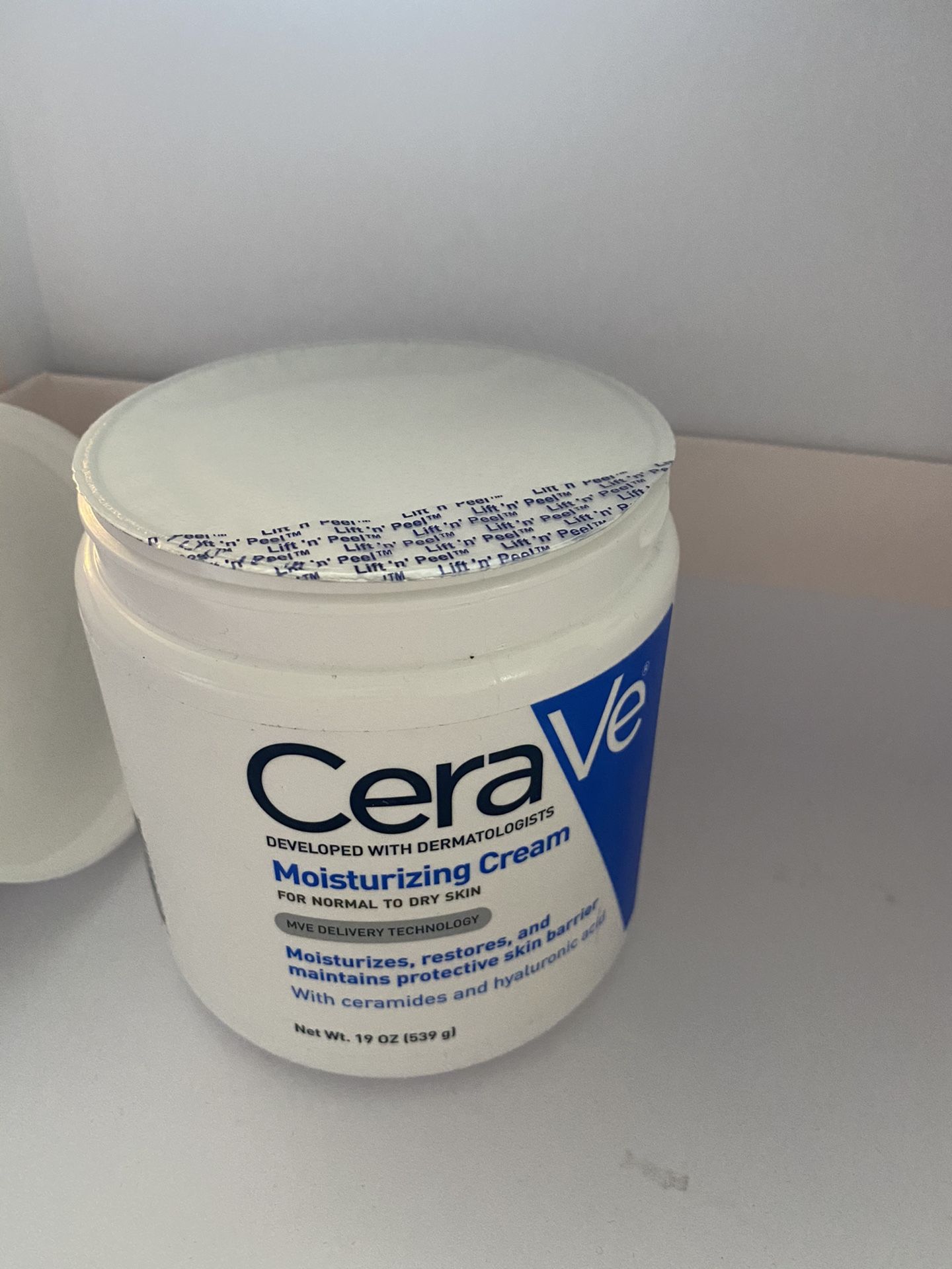 Brand New- Cera Ve Moisturizing Cream