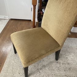 Beautiful Beige Dining Chair Set of 6 – Lightly Used, Great Deal!