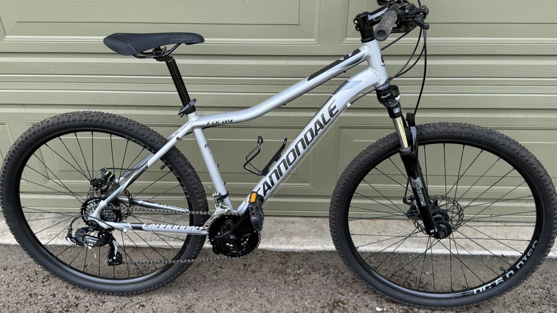 Cannondale Foray Mountain Bike