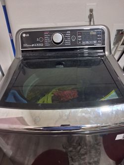 LG washer and Gas Dryer set