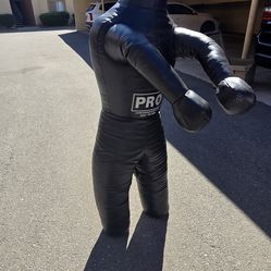MMA BOXING GRAPPLING STRIKING WRESTLING DUMMY