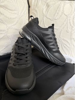 Black Non-Slip / WMNS size 7