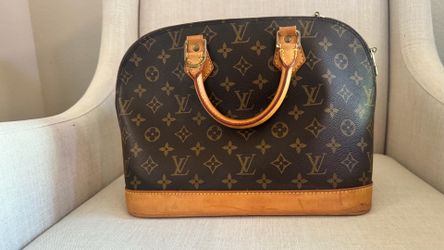 Louis Vuitton Alma w/COA