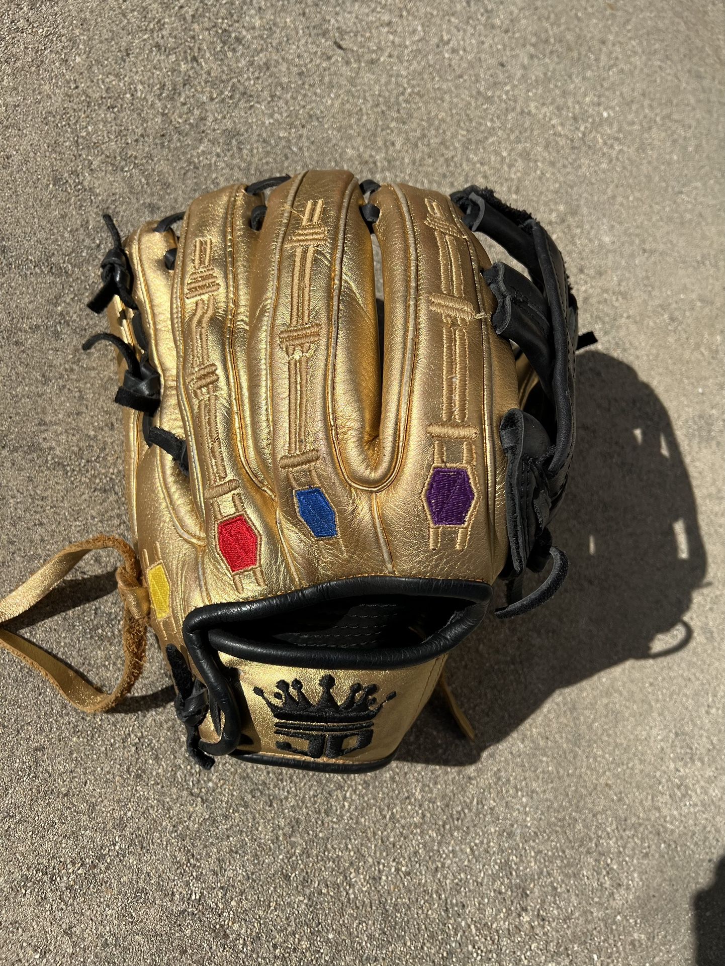 Custom 12.75” Gold Thanos Baseball/Softball Glove