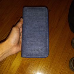 Blue Purse/handbag... I Don't Know