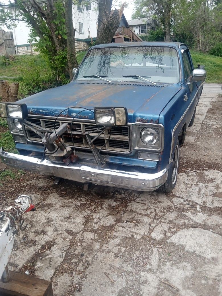 77 Gmc