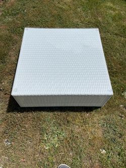 New Outdoor Furniture Tables