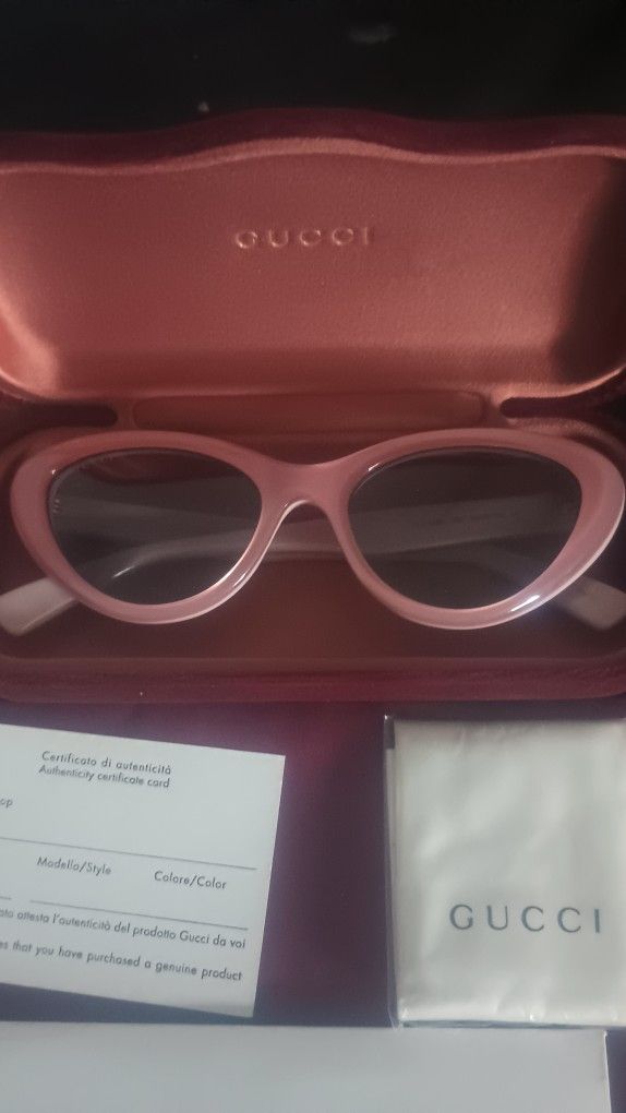 Gucci Sunglasses 