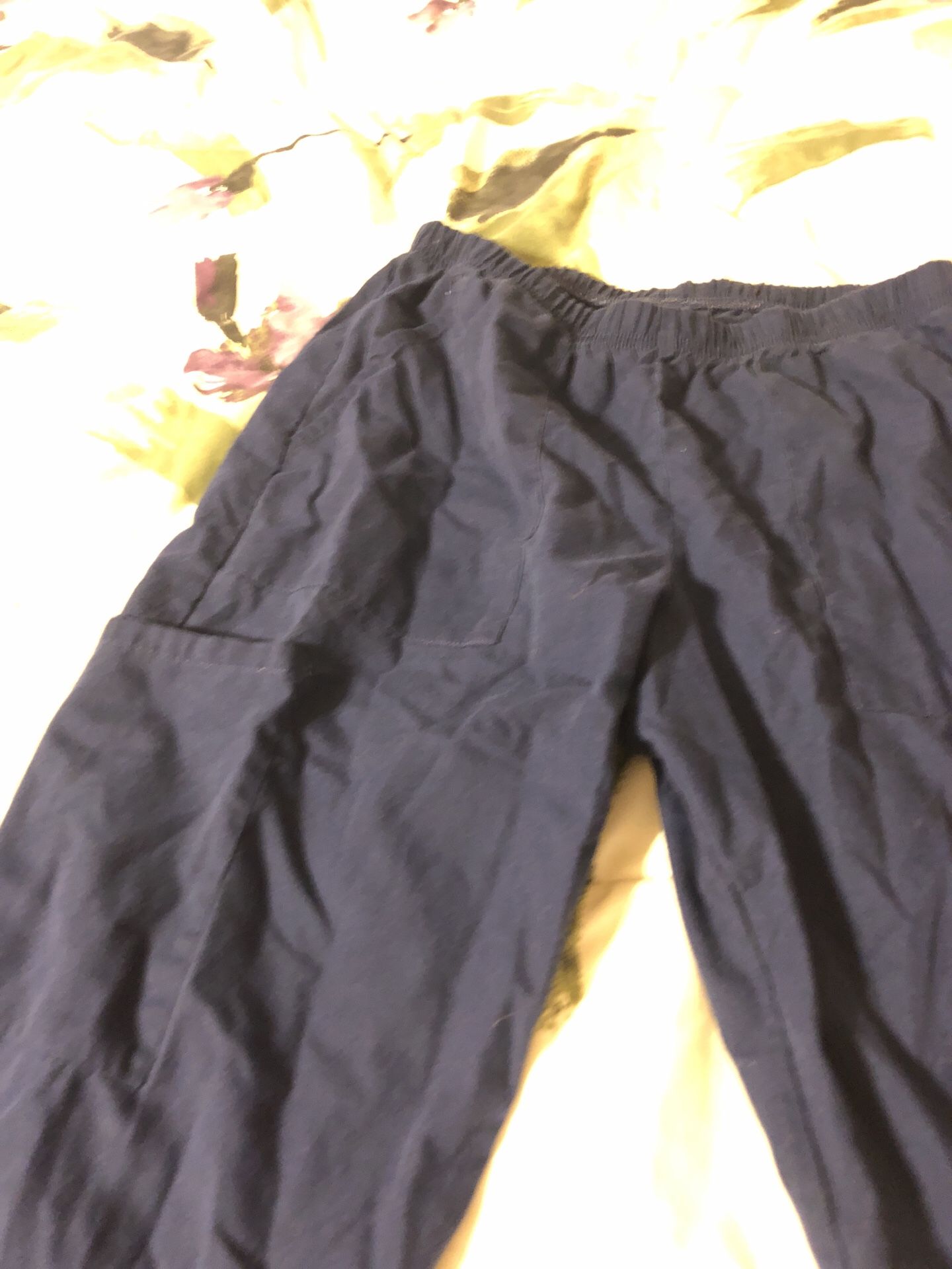 Women’s navy blue small scrub pants