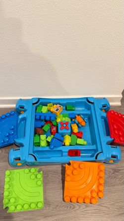 Mega bloks First Builders build and Learn activity