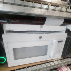 Ge 30 Inch Over The Range Microwave 1.7 Cu Ft 