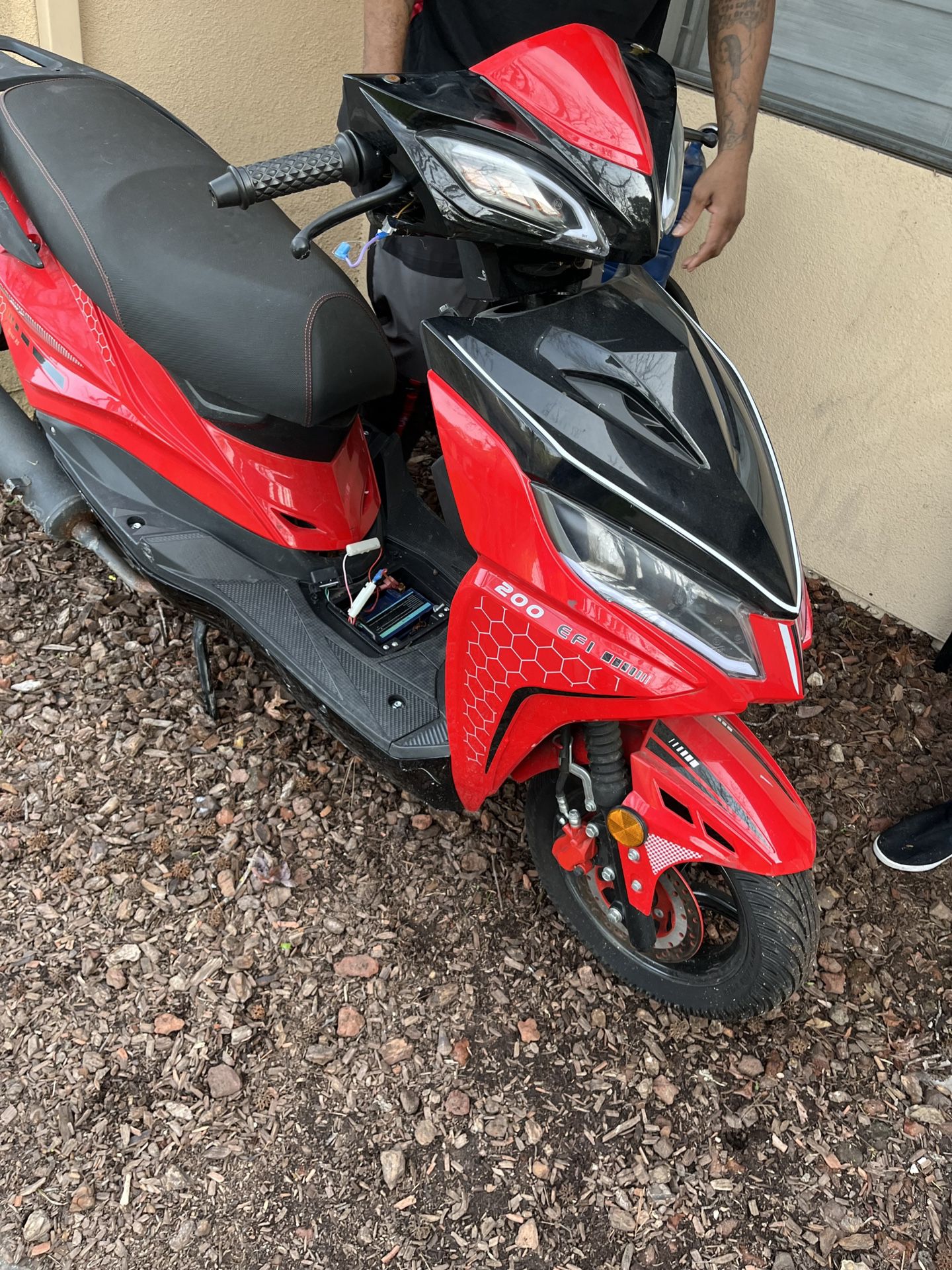 Scooter/ Motorbike 