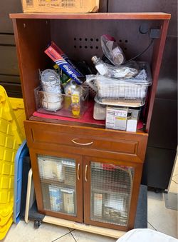 FREE or BEST OFFER: Office Furniture – Must Pick Up
