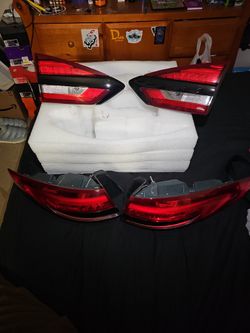 2020 Ford Fusion Taillights