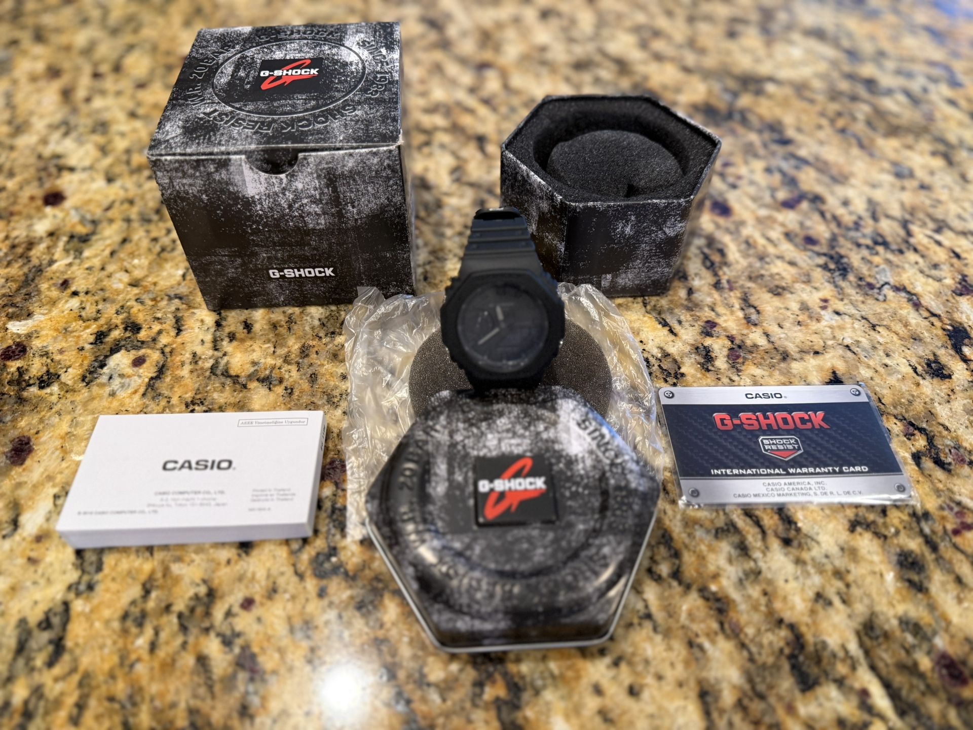 NEW CASIO G-SHOCK GA-2100