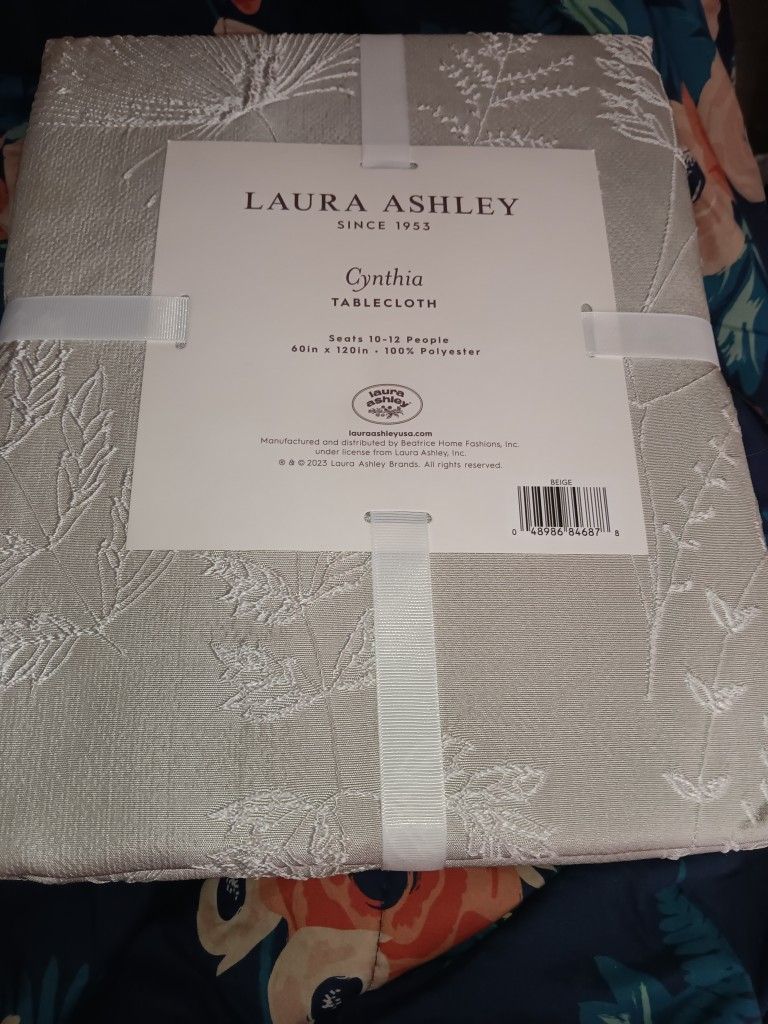 Laura Ashley Tablecloths New 60 X120 Raised Embroidered Cream Colored