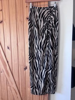 Women skirt