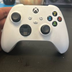 Xbox One Controller READ DESCRIPTION 