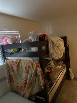 Double bed twin