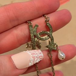 Crystal Star Vintage Looking Bracelets 