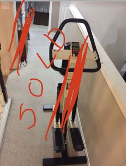 SOLD - Precor 723e Exercise machine