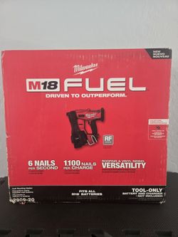 Milwaukee M18 Fuel Coil Roofing Nailer