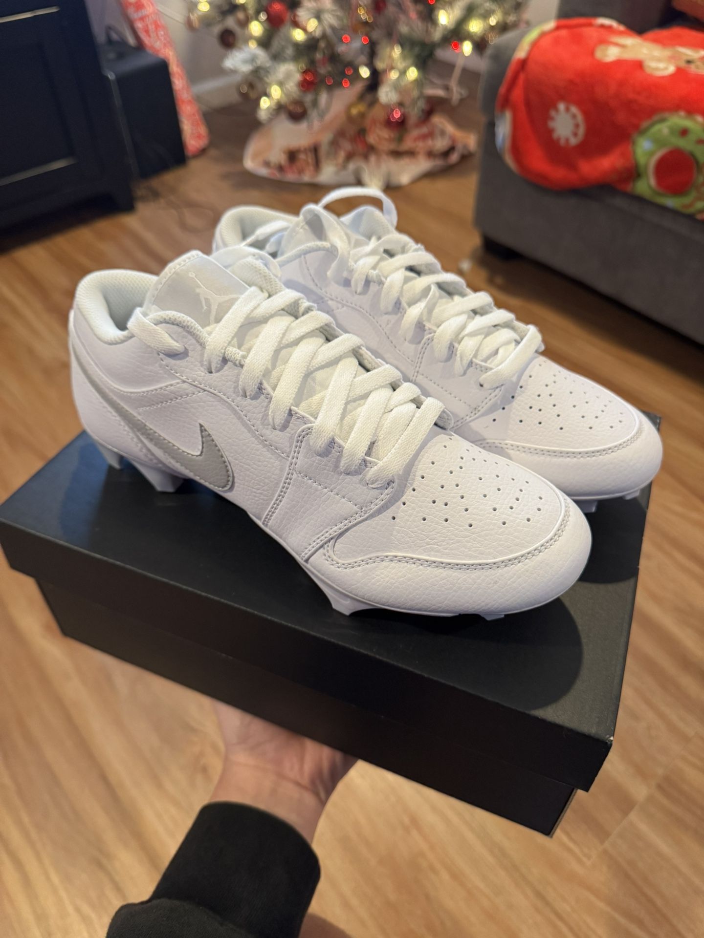 Jordan 1 Low CLEATS White