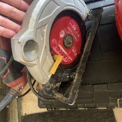 Chicago Electric  Circular Saw 