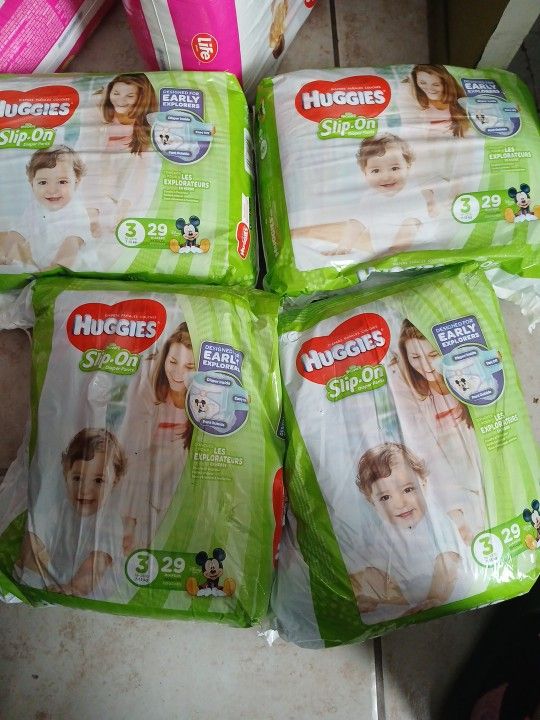 Huggies Dipers Size 3 Slip On
