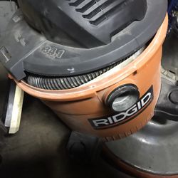 Shop Back Comes with a hose