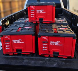 Milwauke packout cabinet