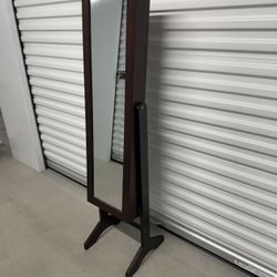 Standing Jewelry Armoire/Mirror