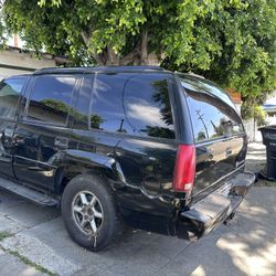 1999 Cadillac Escalade