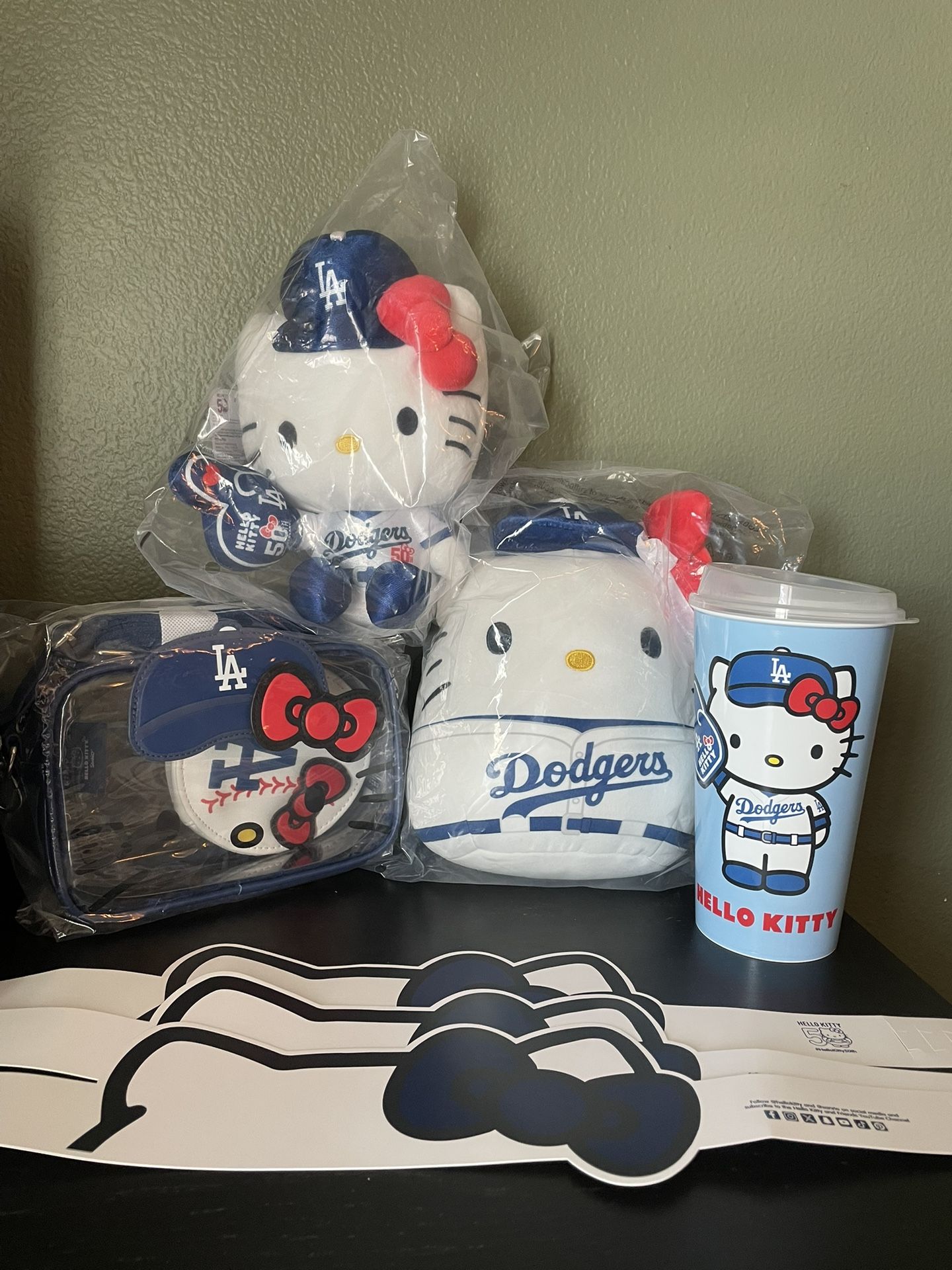 Hello Kitty Dodgers Bundle