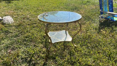 Side or end table