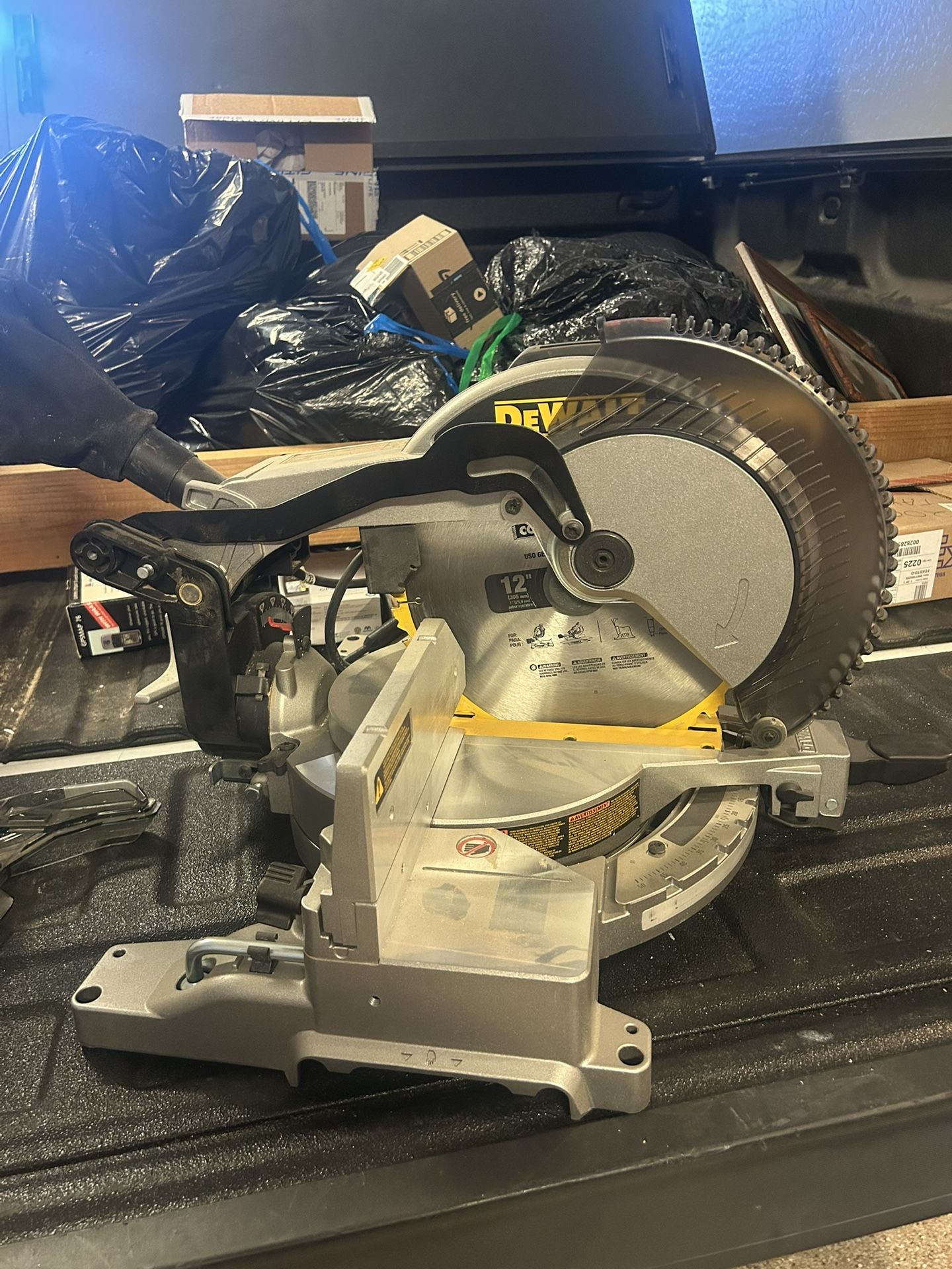 Dewalt 12” Miter Saw With Crown Guides