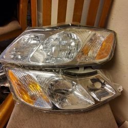 2000 _ 2004 CHEVY AVALON HEAD LIGHTS