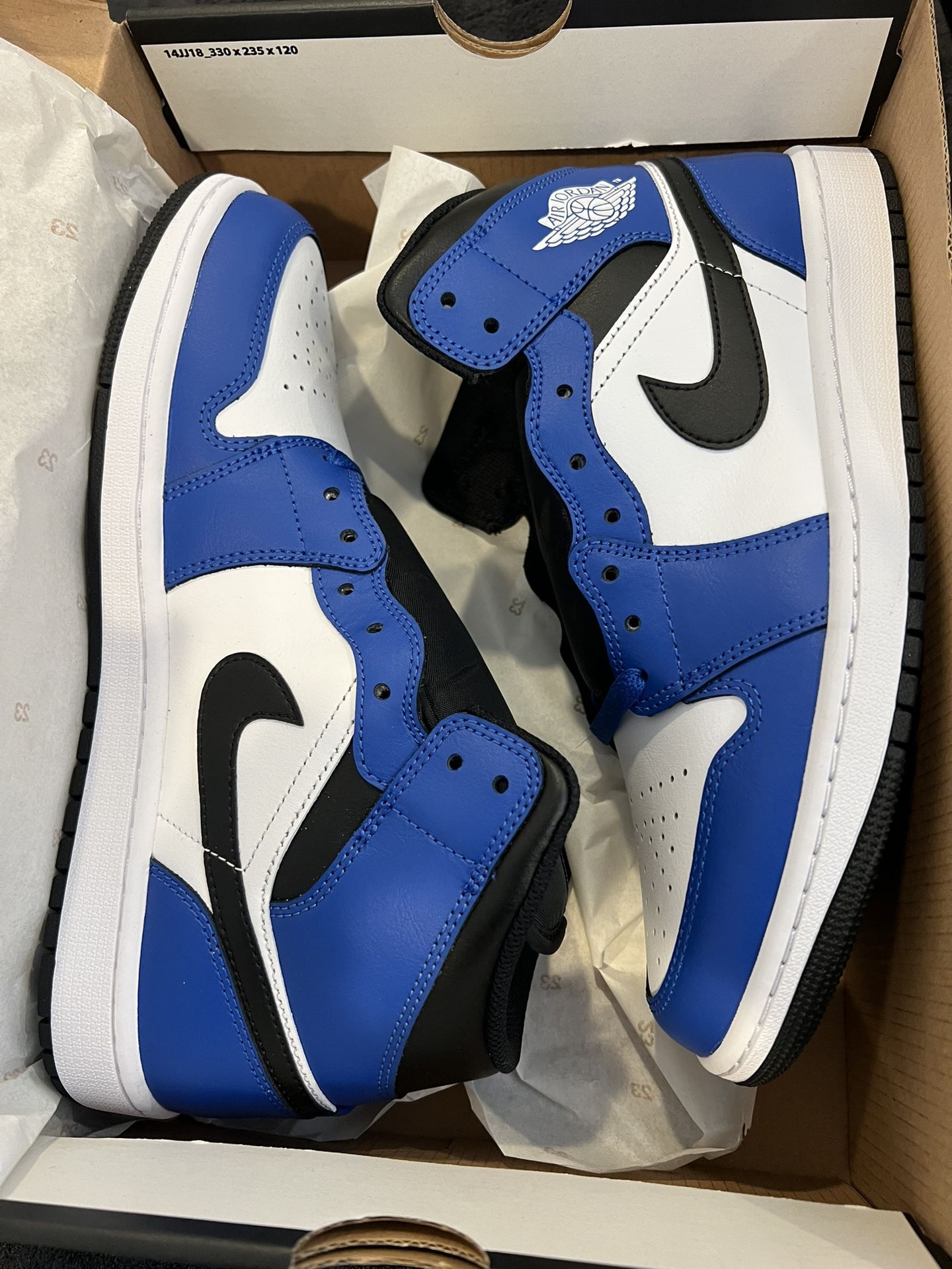 Jordan 1 Mid 9.5 Men