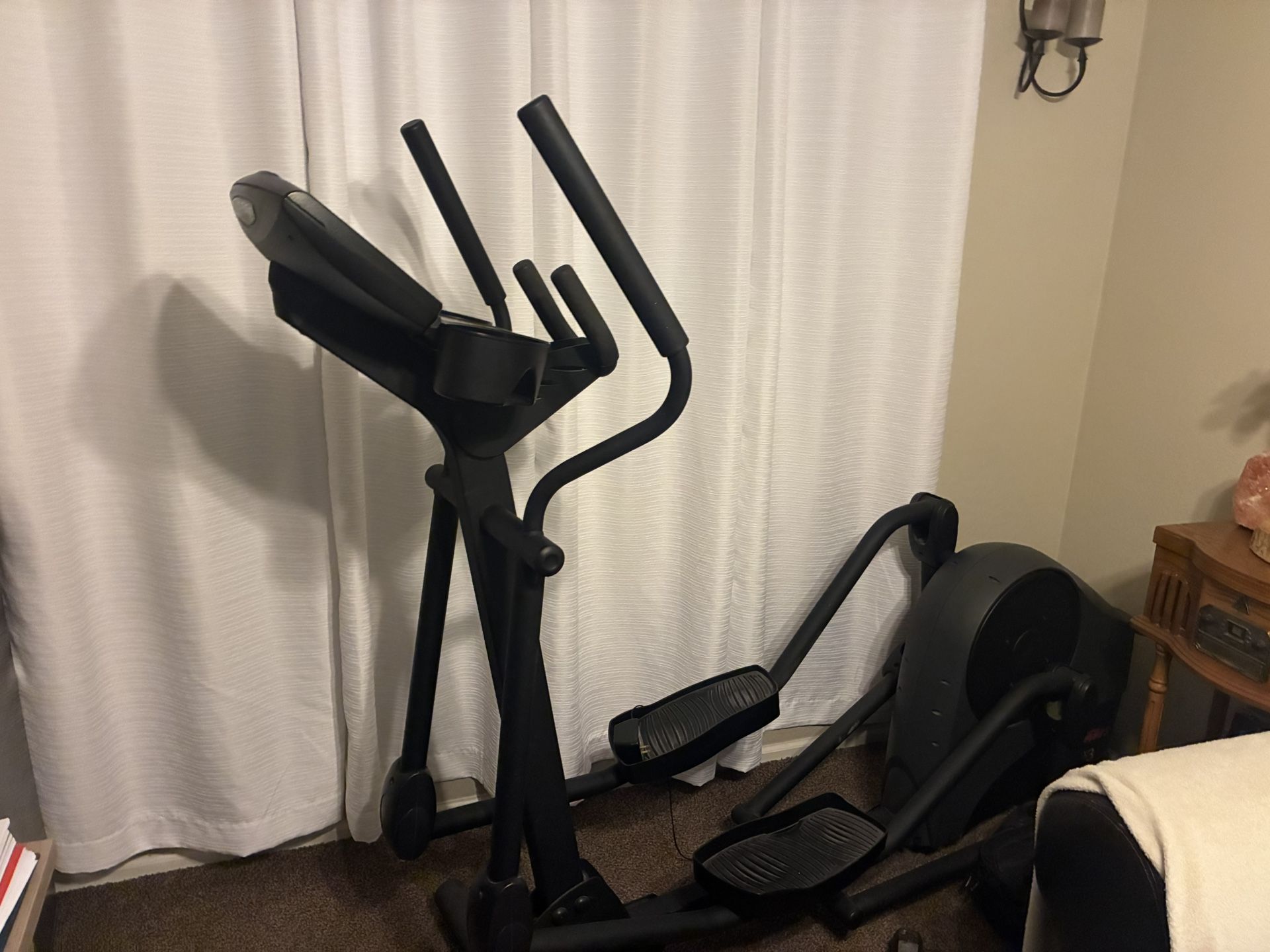 Lifetime Fitness X3 Elliptical