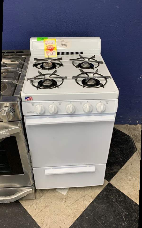 HOLIDAY BAK101OO 4 BURNER GAS STOVE 0KJ