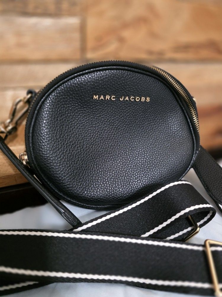 Marc Jacobs Sling Bag
