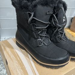 Snow Boots 
