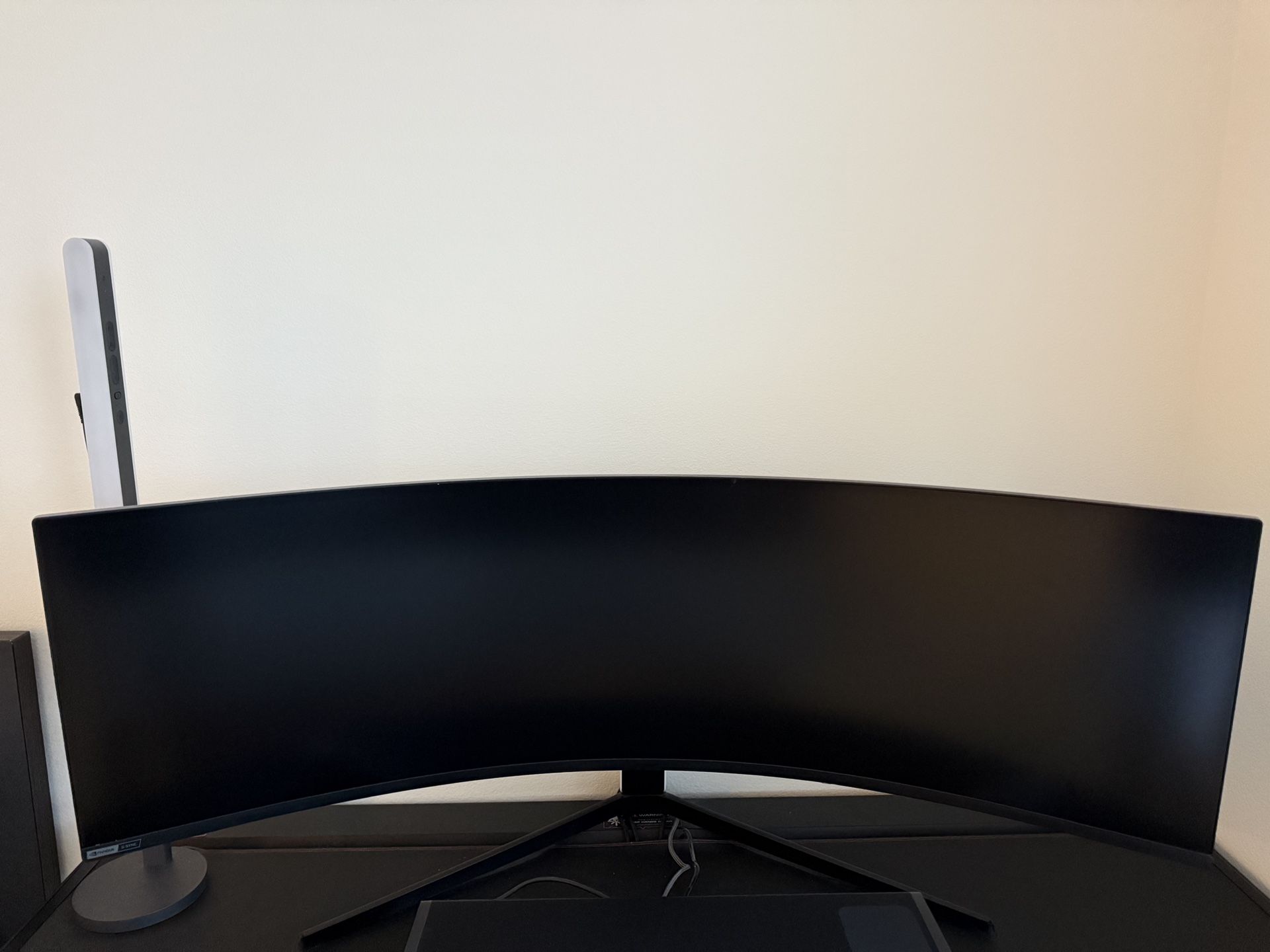 SAMSUNG 49” Odyssey G9 Gaming Monitor