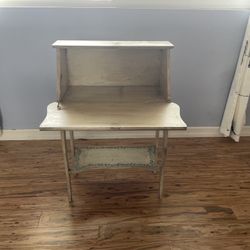 Vintage writing Hutch