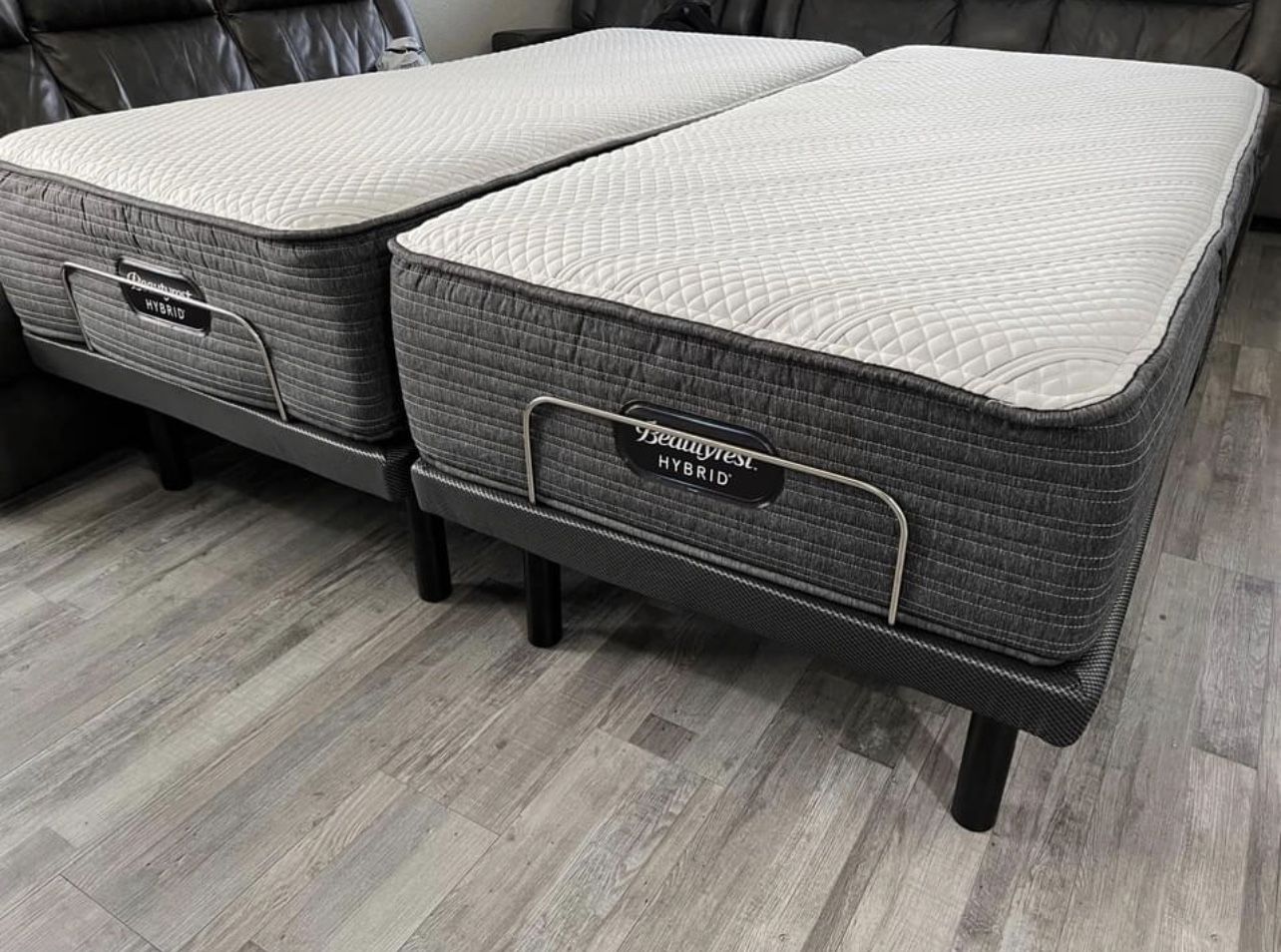 King Size Bed ! King Bed ! Simmons Beautyrest Split King Bed ! King