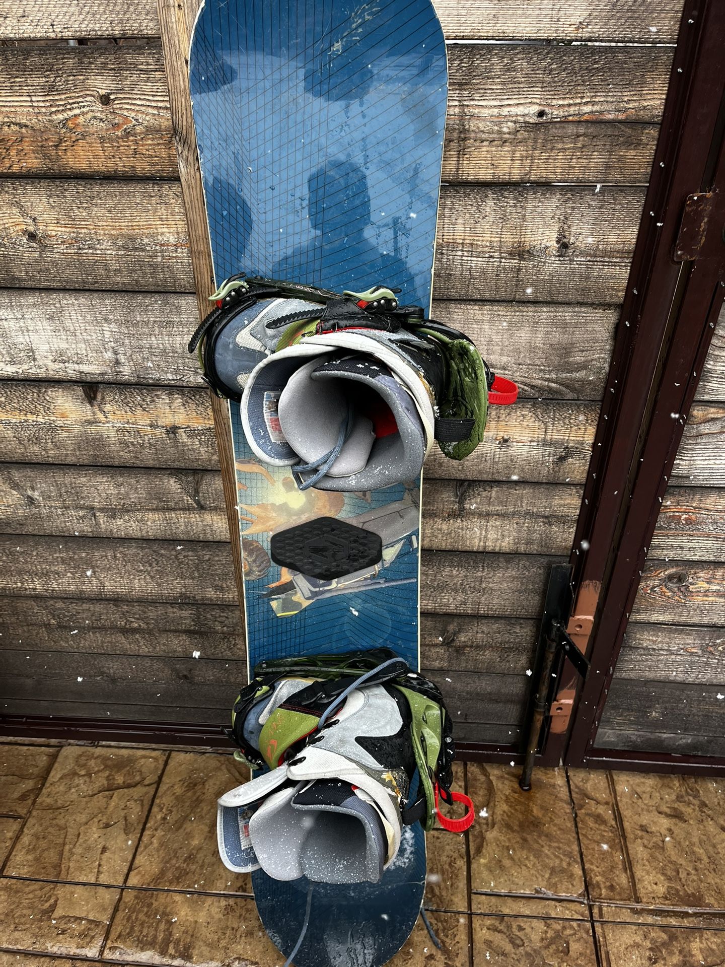 Snowboard For Sale for Sale in Chicago, IL OfferUp