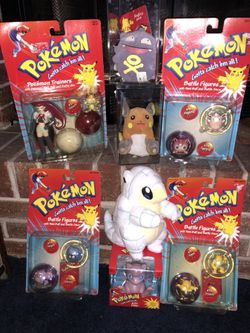 Pokémon 1999 Tomy Figures plush cards pikachu