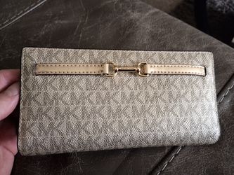 Michael Kors Wallet New