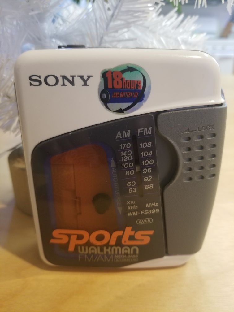 Sony Sports Walkman WM-FS399 Mega Bass AM/FM Radio Cassette Player NoClip Tested
