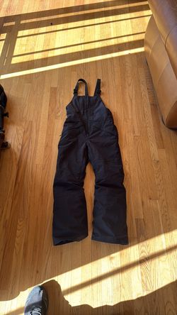 Volcom youth snow bibs size large